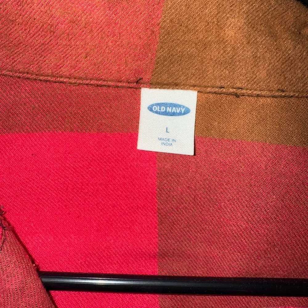 Old Navy bleached flannel women’s size large excellent condition - Picture 3 of 3